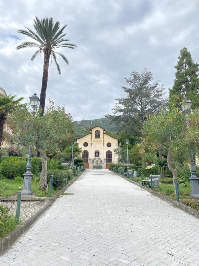 "The Gole Of Alcantara Living In The Dream'S Room" Graniti المظهر الخارجي الصورة