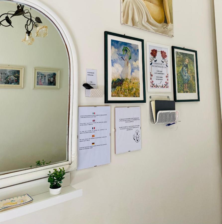"The Gole Of Alcantara Living In The Dream'S Room" Graniti المظهر الخارجي الصورة